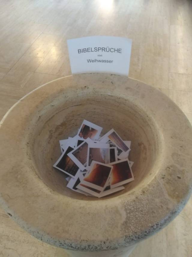 Bibelstellen für die Weihwasserkessel