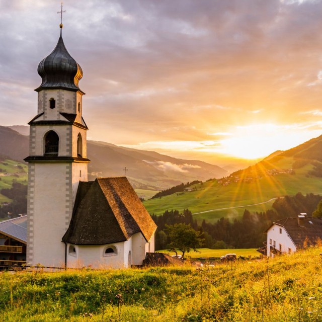 Hoch und Heilig