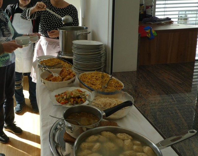 Fastensuppenessen nach dem Familiengottesdienst