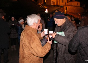 zahlreiche GratulantInnen haben sich zum Festgottesdienst mit anschl. Agape eingefunden