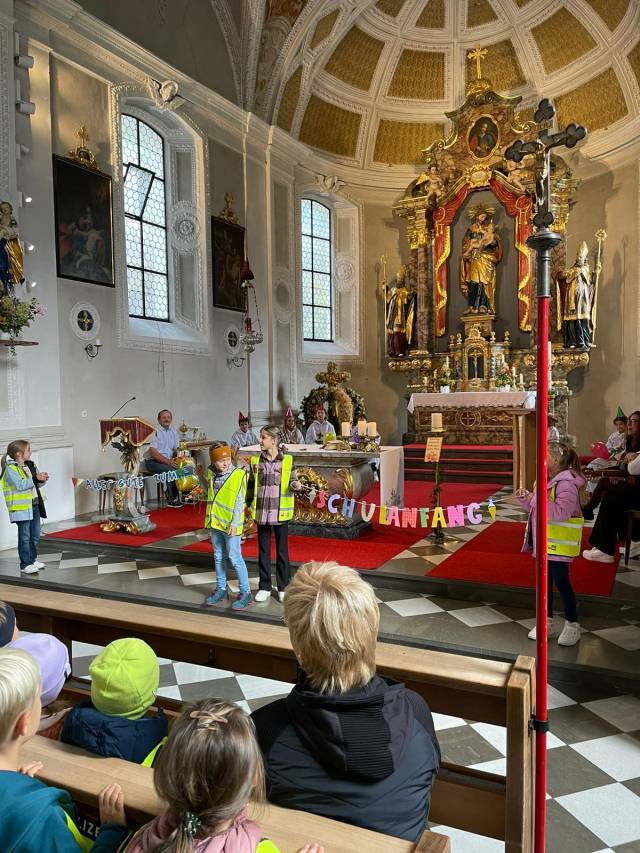 Eröffnungsgottesdienst der VS Schwendau-Hippach